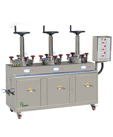 密閉三聯(lián)體煎藥機(jī)